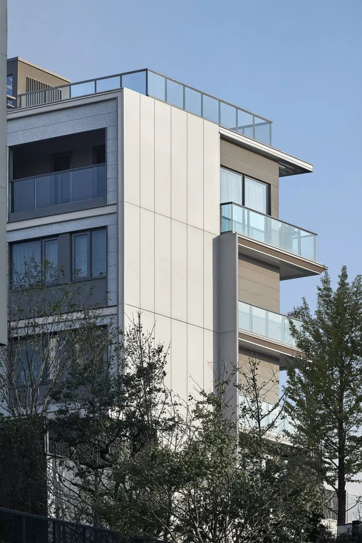 建筑立面公建化趋势下的“材料宠儿”！将建筑美学、结构、功能、节能、效益完美融合！