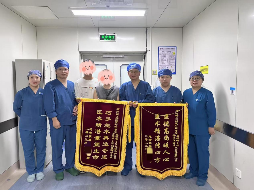 “医生，救救我的孩子！”一场跨越生死的守护 让20岁小伙重获新生